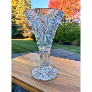 Waterford Crystal Romance of Ireland Rock of Cashel 10" Footed Trumpet Vase